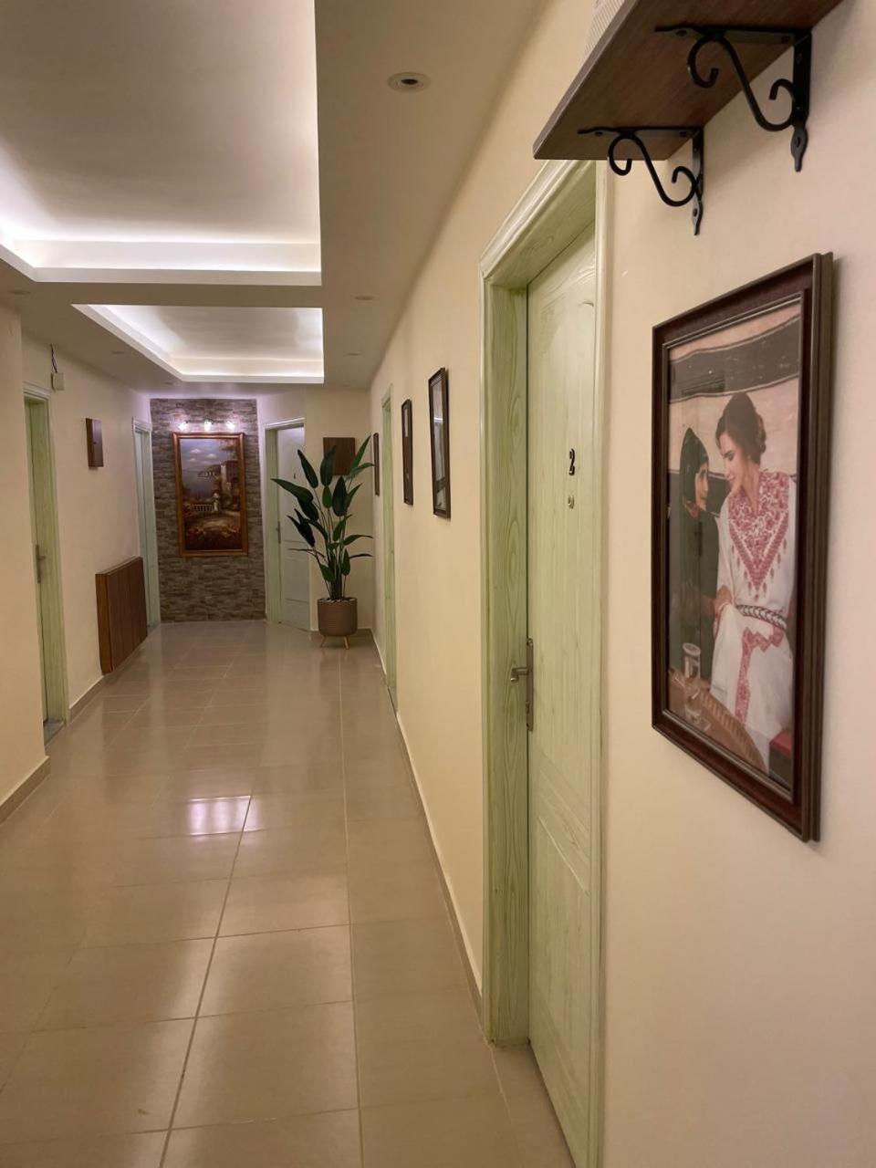 Classy Hostel 马达巴 外观 照片