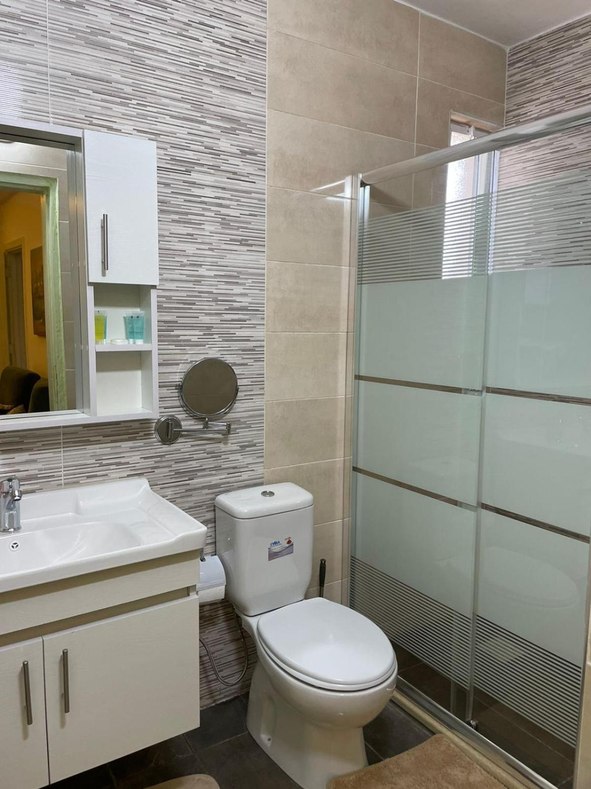 Classy Hostel 马达巴 外观 照片