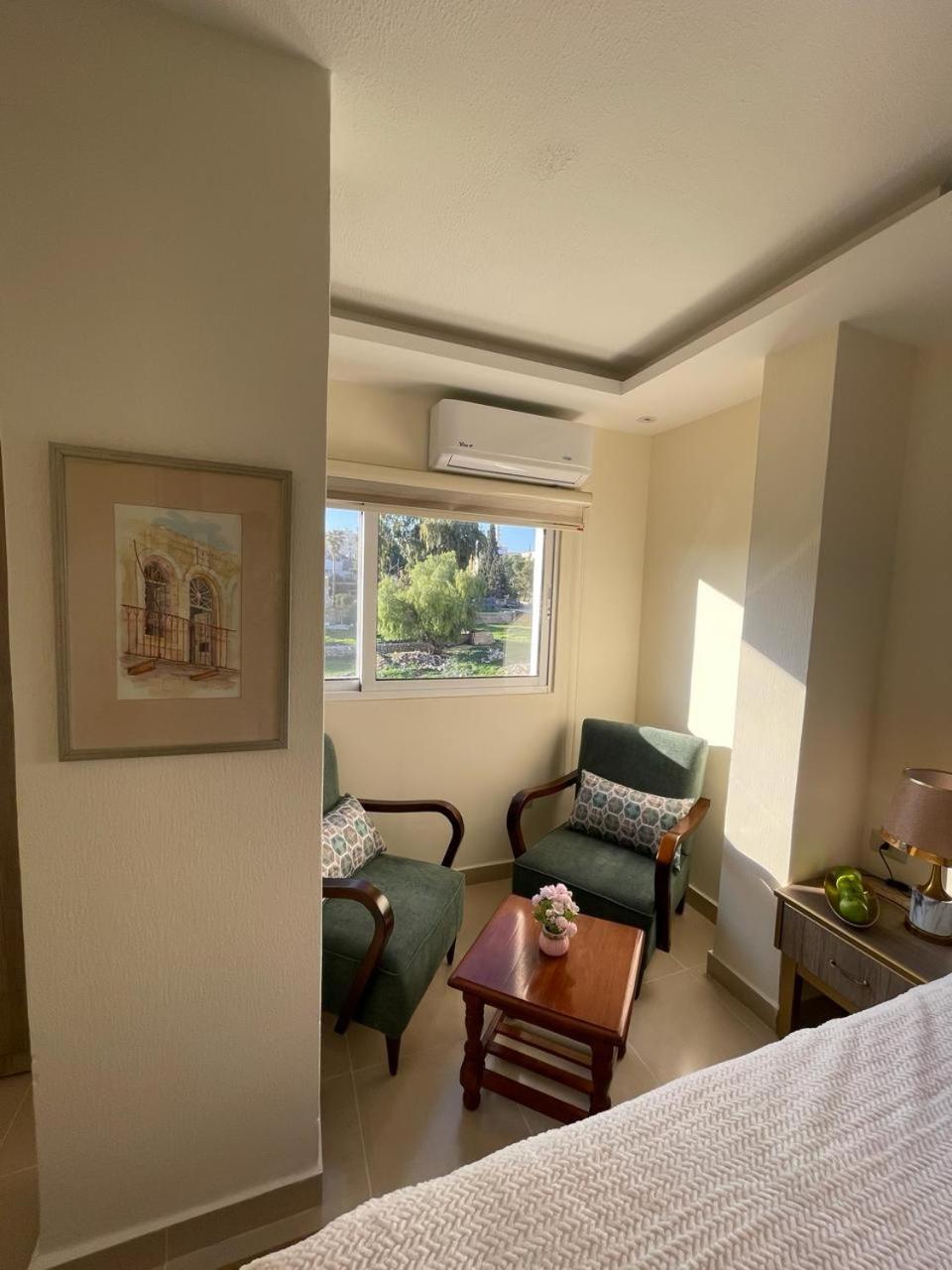 Classy Hostel 马达巴 外观 照片
